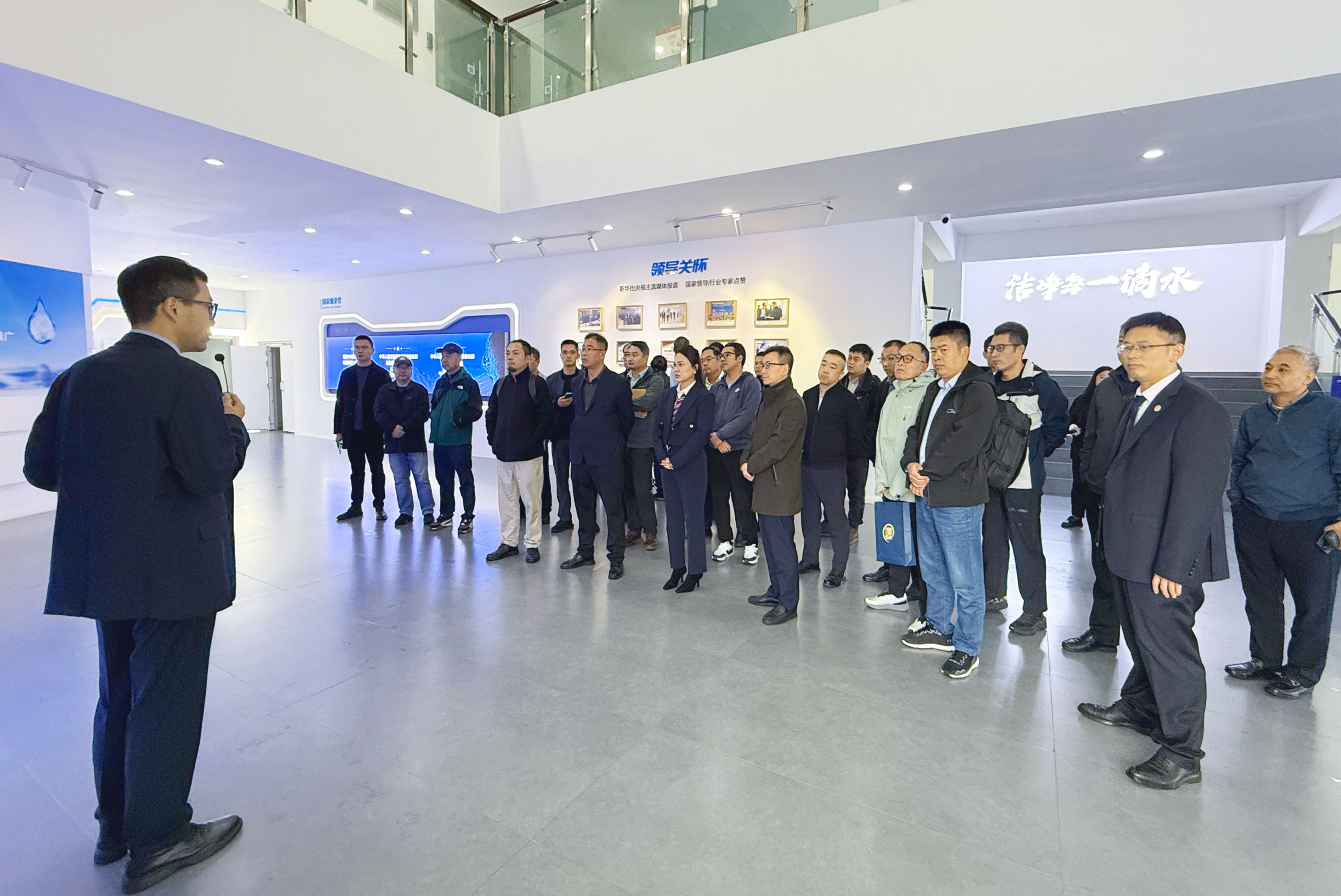 577138d1341ea28a9bc5c56a72450fce.jpg 577138d1341ea28a9bc5c56a72450fce.jpg